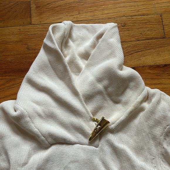 Lauren Ralph Lauren Gold Detail Cream Sweater - Picture 2 of 5